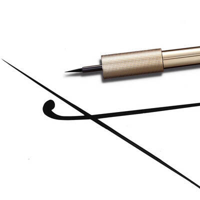 L'Oréal Paris Matte Signature Eyeliner 01 Ink Siyah - 3