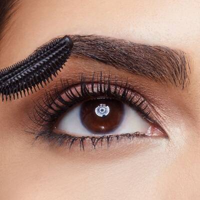 Maybelline Lash Sensational Yelpaze Etkili Suya Dayanıklı Maskara Siyah - 4
