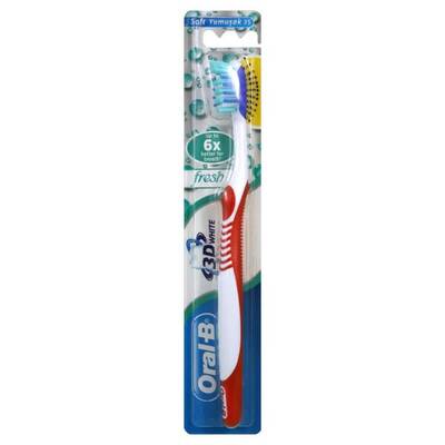 Oral-B Advantage 3D White Fresh Soft 35 Diş Fırçası - 1