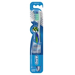 Oral-B - Oral-B Pro-Expert 3D Extra Clean Medium 40 Diş Fırçası