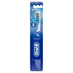 Oral-B Pro-Expert Pulsar Medium 40 Diş Fırçası - Oral-B