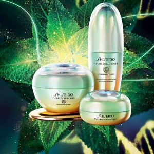 Shiseido Solution LX Legendary Enmei Ultimate Eye Cream 15 Ml - Thumbnail