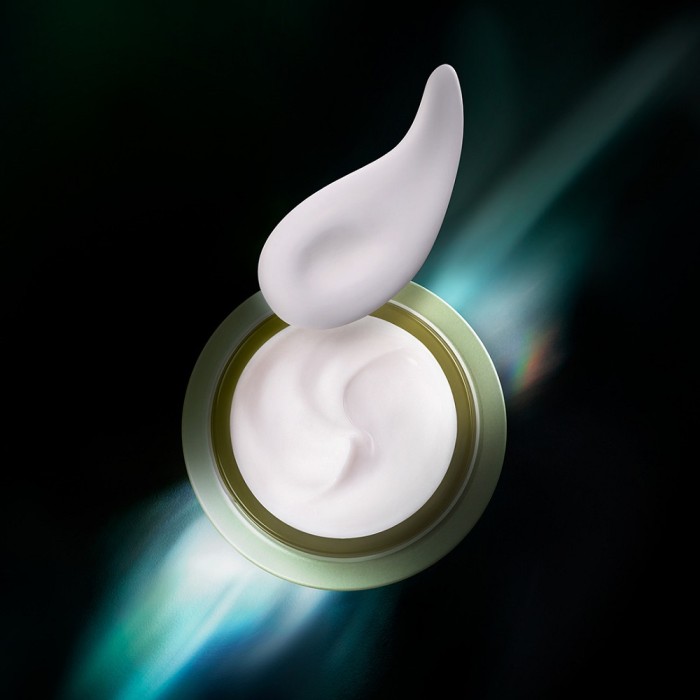 Shiseido Solution LX Legendary Enmei Ultimate Eye Cream 15 Ml