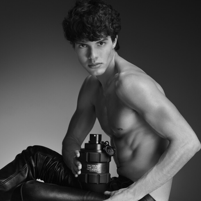 Viktor&Rolf Spicebomb Dark Leather Erkek Parfüm Edp 50 Ml - 4