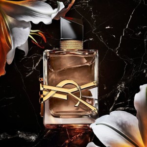 YSL Libre Flowers & Flames Kadın Parfüm Edp 50 Ml - 4