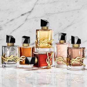 YSL Libre Flowers & Flames Kadın Parfüm Edp 50 Ml - 5