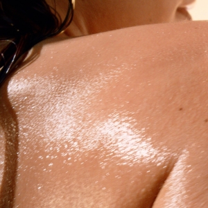YSL Libre L'Eau Nue Kadın Parfüm 90 Ml - 7